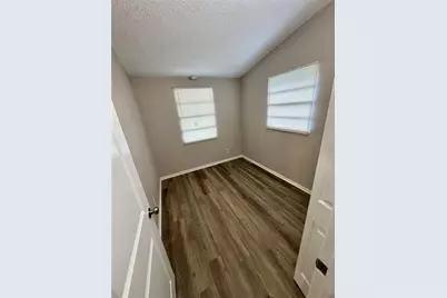 9216 W Patterson Street, Tampa, FL 33615 - Photo 9