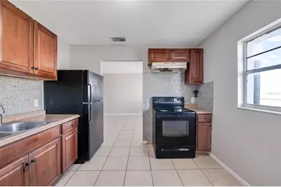 1909 W Green Street, Tampa, FL 33607 - Photo 11