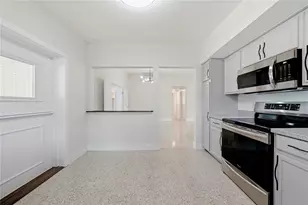 197 Overbrook Dr E, Largo, FL 33770 - Photo 13