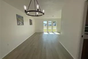 2224 42nd St W, Bradenton, FL 34205 - Photo 5