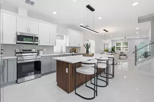 8119 N Dakota Ave, Tampa, FL 33604 - Photo 9