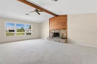 10200 Sunburst Ct, Spring Hill, FL 34608 - Photo 11