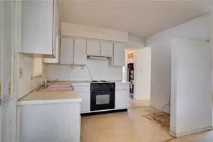 5619 19th Ave N, Saint Petersburg, FL 33710 - Photo 9