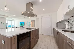 15 Avalon St, Clearwater Beach, FL 33767 - Photo 17