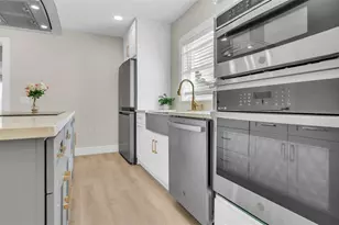 2906 W Nassau St, Tampa, FL 33607 - Photo 9
