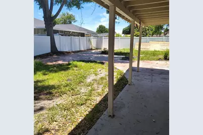 7002 Blossom Avenue, Tampa, FL 33614 - Photo 9