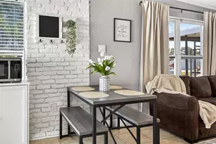 9370 83rd St, Seminole, FL 33777 - Photo 5