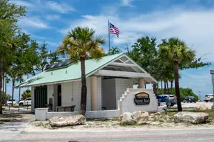 1605 Gulf Rd, Tarpon Springs, FL 34689 - Photo 7