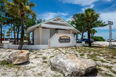 1605 Gulf Road, Tarpon Springs, FL 34689 - Photo 53