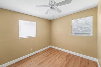 7924 Bahia Avenue, Tampa, FL 33619 - Photo 21