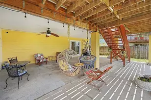 1842 Michigan Ave NE, Saint Petersburg, FL 33703 - Photo 27