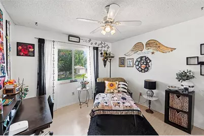 1842 Michigan Avenue NE, Saint Petersburg, FL 33703 - Photo 21
