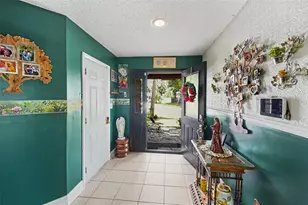 1842 Michigan Ave NE, Saint Petersburg, FL 33703 - Photo 7