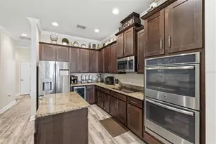 2723 Colewood Ln, Dover, FL 33527 - Photo 13