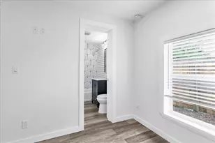 6008 N Tampa St, Tampa, FL 33604 - Photo 25