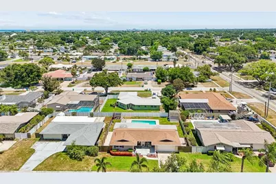 14006 Starboard Drive, Seminole, FL 33776 - Photo 47