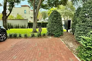 2920 W El Prado Blvd, Tampa, FL 33629 - Photo 9