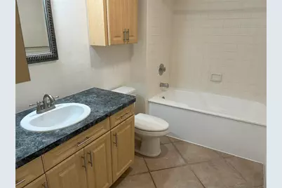 2775 Kipps Colony Drive S #304, Saint Petersburg, FL 33707 - Photo 15