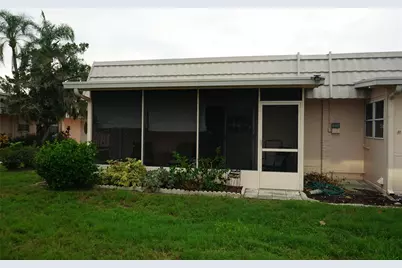 201 Bedford Trail #138, Sun City Center, FL 33573 - Photo 3
