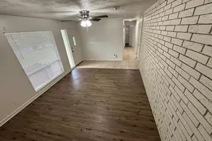 1121 NE 13th Ave, Ocala, FL 34470 - Photo 3