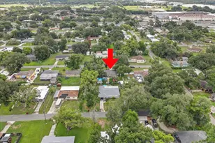 903 N Bracewell Dr, Plant City, FL 33563 - Photo 43