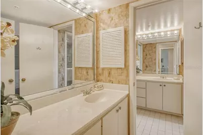 1945 Gulf Of Mexico Drive #M2-402, Longboat Key, FL 34228 - Photo 11