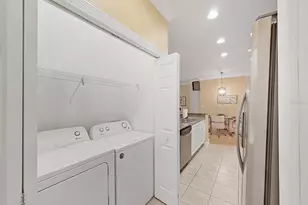 8609 Alexandra Arbor Ln, Temple Terrace, FL 33637 - Photo 27