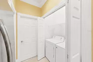 8609 Alexandra Arbor Ln, Temple Terrace, FL 33637 - Photo 27