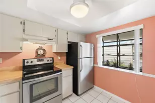 7612 Oakmont Ln, New Port Richey, FL 34654 - Photo 3