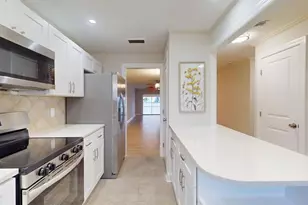 636 Boca Ciega Point Blvd S, Saint Petersburg, FL 33708 - Photo 15