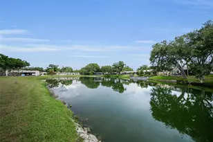3097 Mission Grove Dr, Palm Harbor, FL 34684 - Photo 5