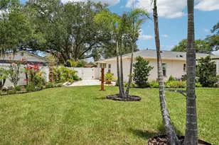 14309 Brentwood Dr, Tampa, FL 33618 - Photo 27