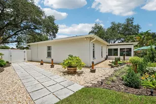 14309 Brentwood Dr, Tampa, FL 33618 - Photo 35