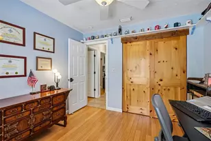 14309 Brentwood Dr, Tampa, FL 33618 - Photo 13