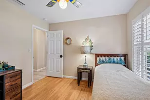 14309 Brentwood Dr, Tampa, FL 33618 - Photo 11