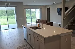 38049 Copper Penny Ct, Zephyrhills, FL 33540 - Photo 11
