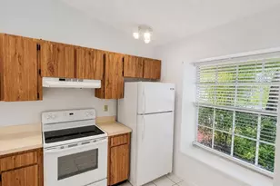 3962 La Costa Ln, Largo, FL 33771 - Photo 5