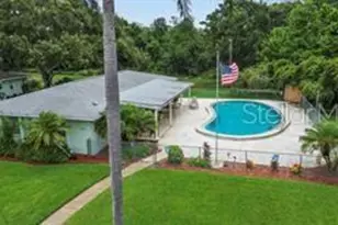 1131 Orange Tree Cir W, Palm Harbor, FL 34684 - Photo 21