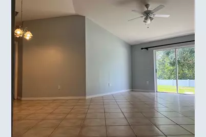 18169 Sandy Pointe Drive, Tampa, FL 33647 - Photo 7