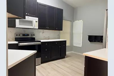 18169 Sandy Pointe Drive, Tampa, FL 33647 - Photo 9