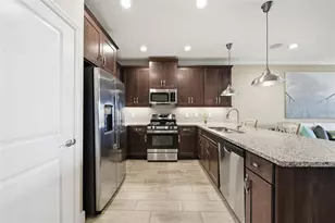 4717 Avila Lakes Dr, Wimauma, FL 33598 - Photo 15