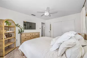 6710 32nd Ave N, Saint Petersburg, FL 33710 - Photo 17