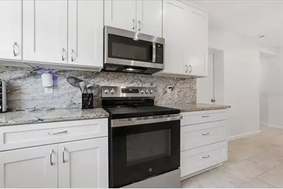 404 Laurel Lane, Palm Harbor, FL 34683 - Photo 25