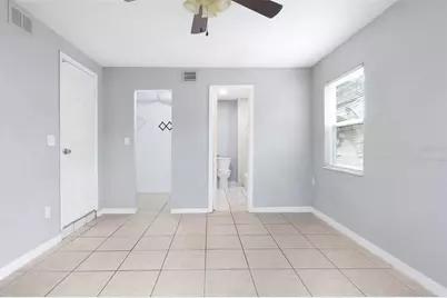 5255 45th Avenue N, Saint Petersburg, FL 33709 - Photo 9