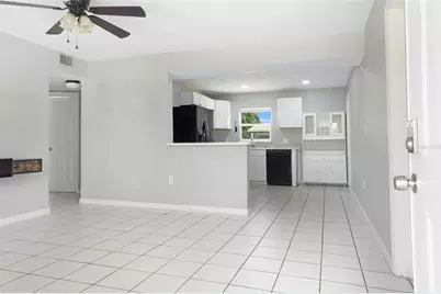5255 45th Avenue N, Saint Petersburg, FL 33709 - Photo 5