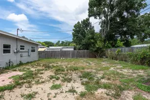 5255 45th Ave N, Saint Petersburg, FL 33709 - Photo 23