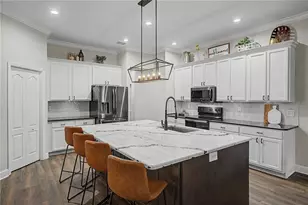 13134 Done Groven Dr, Dover, FL 33527 - Photo 11