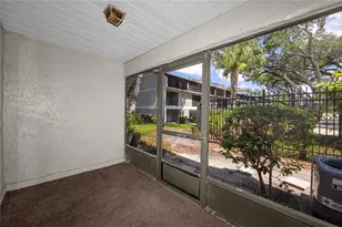 14424 Reuter Strasse Circle, Tampa, FL 33613 - Photo 5