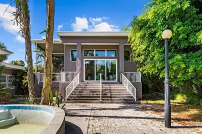 211 S Shore Crest Drive, Tampa, FL 33609 - Photo 9