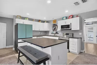 3113 Palm Court, Dunedin, FL 34698 - Photo 3